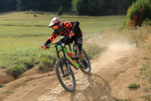 Descente VTT sur le bike park de Vars